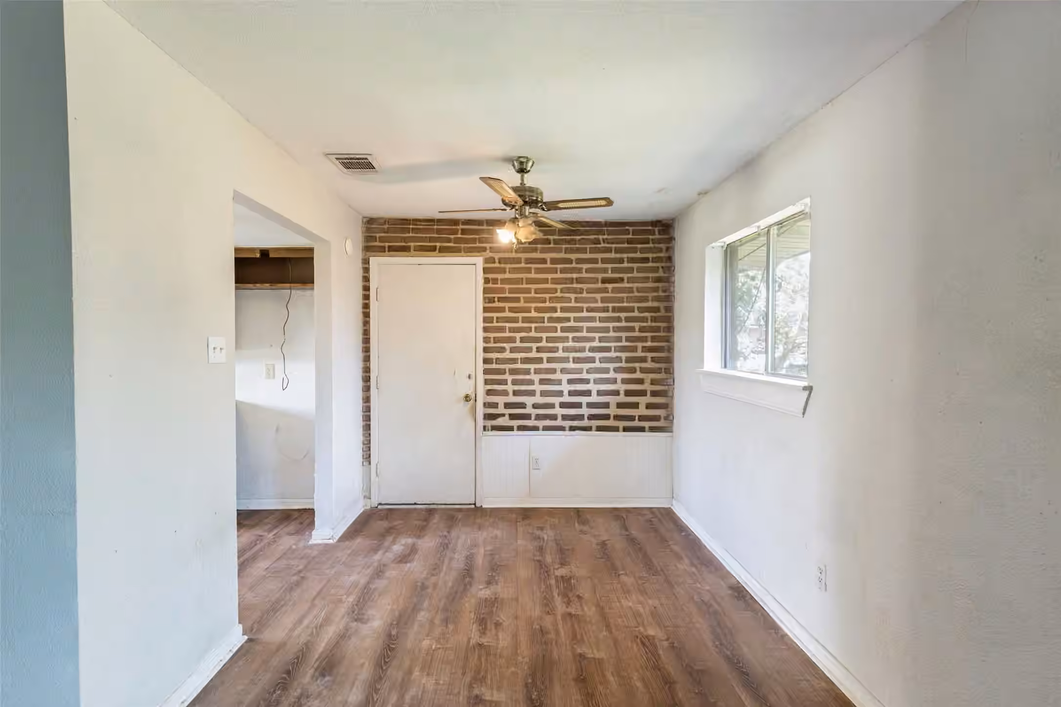 Photo 7 of 12307 Barbizon Drive, Houston, TX