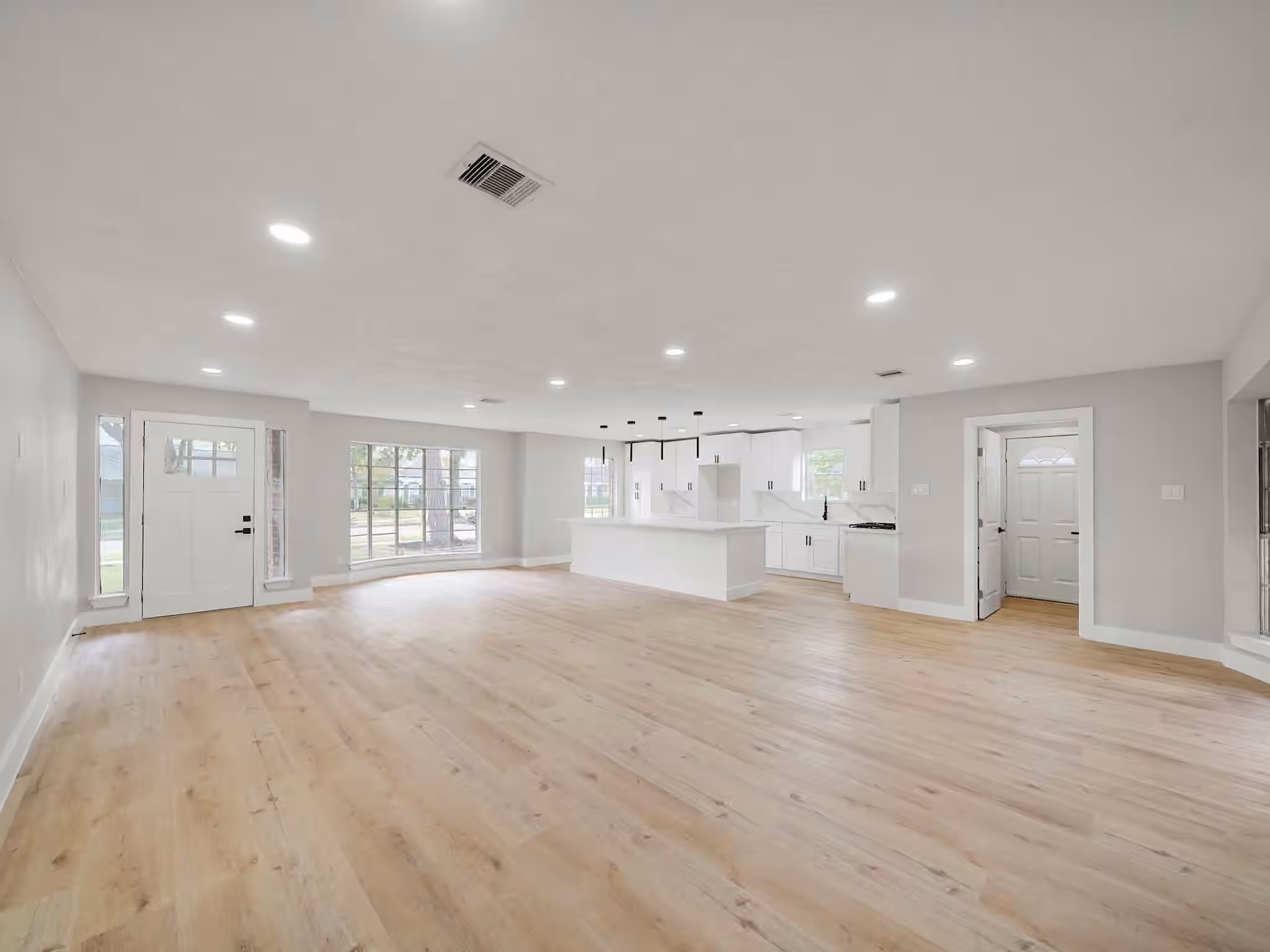 Photo 6 of 13906 Vinehill Drive, Sugar Land, TX