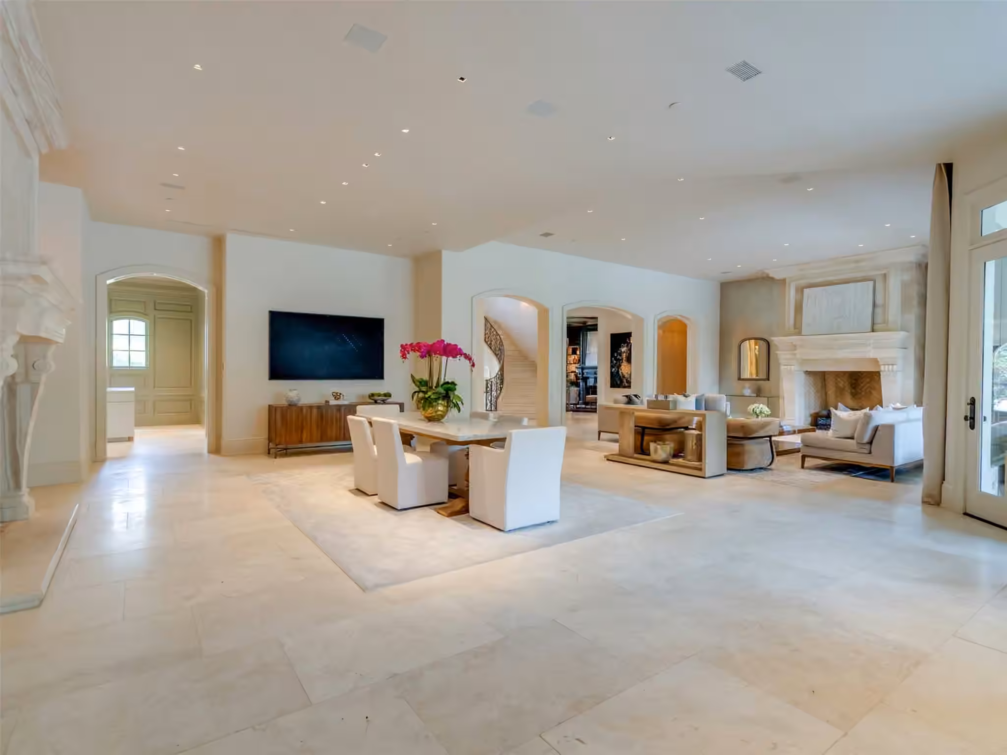 Photo 6 of 11527 Green Oaks Drive, Houston, TX