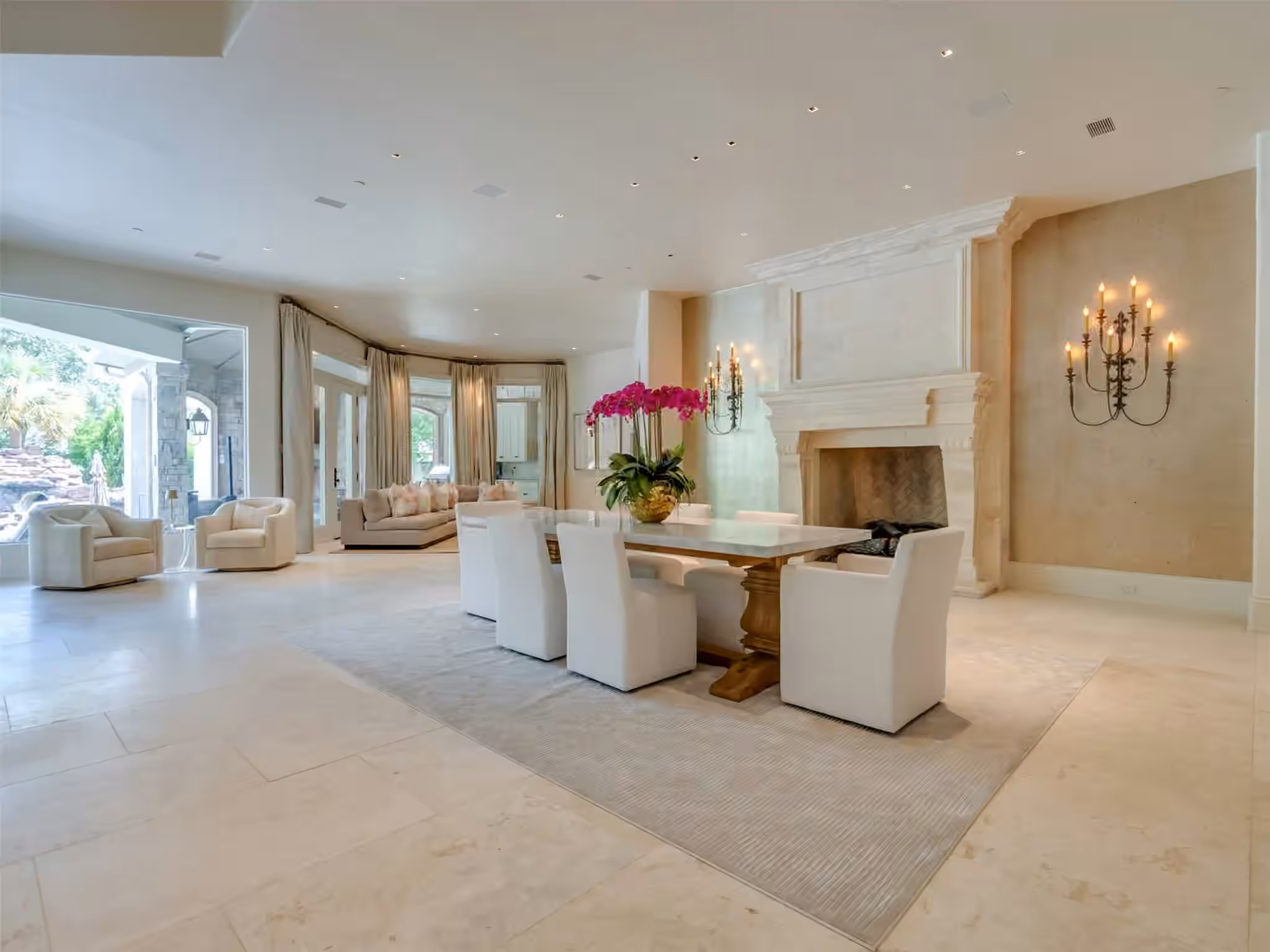 Photo 7 of 11527 Green Oaks Drive, Houston, TX