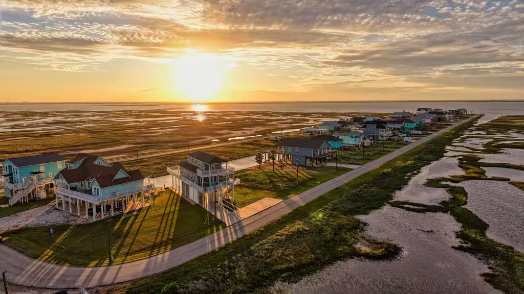 Photo 6 of 405 Pompano Drive, Freeport, TX