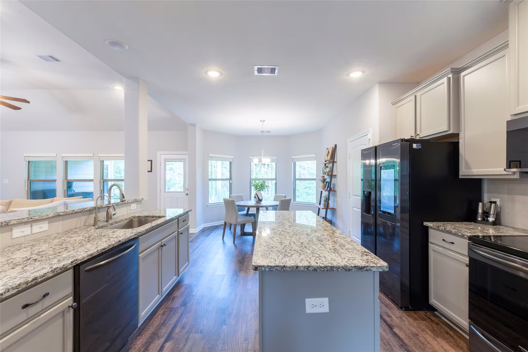 Photo 7 of 120 Sanctuary Road, Huntsville, TX