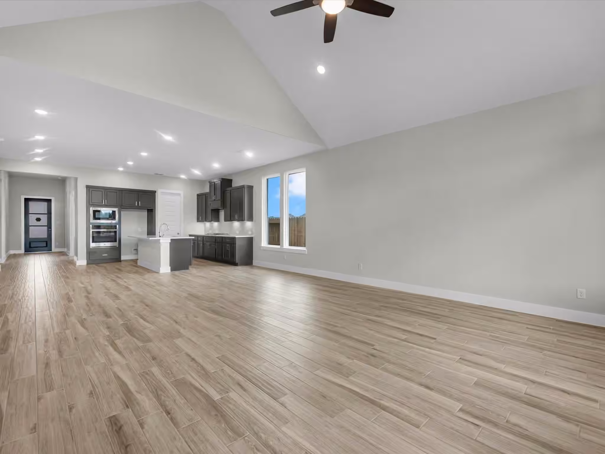 Photo 6 of 32139 Sky Branch Drive, Fulshear, TX