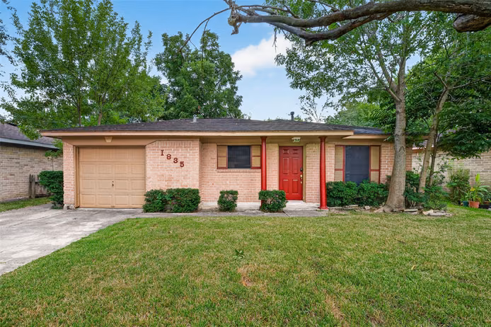 Photo of 1835 Wren Drive, League City, TX 77573