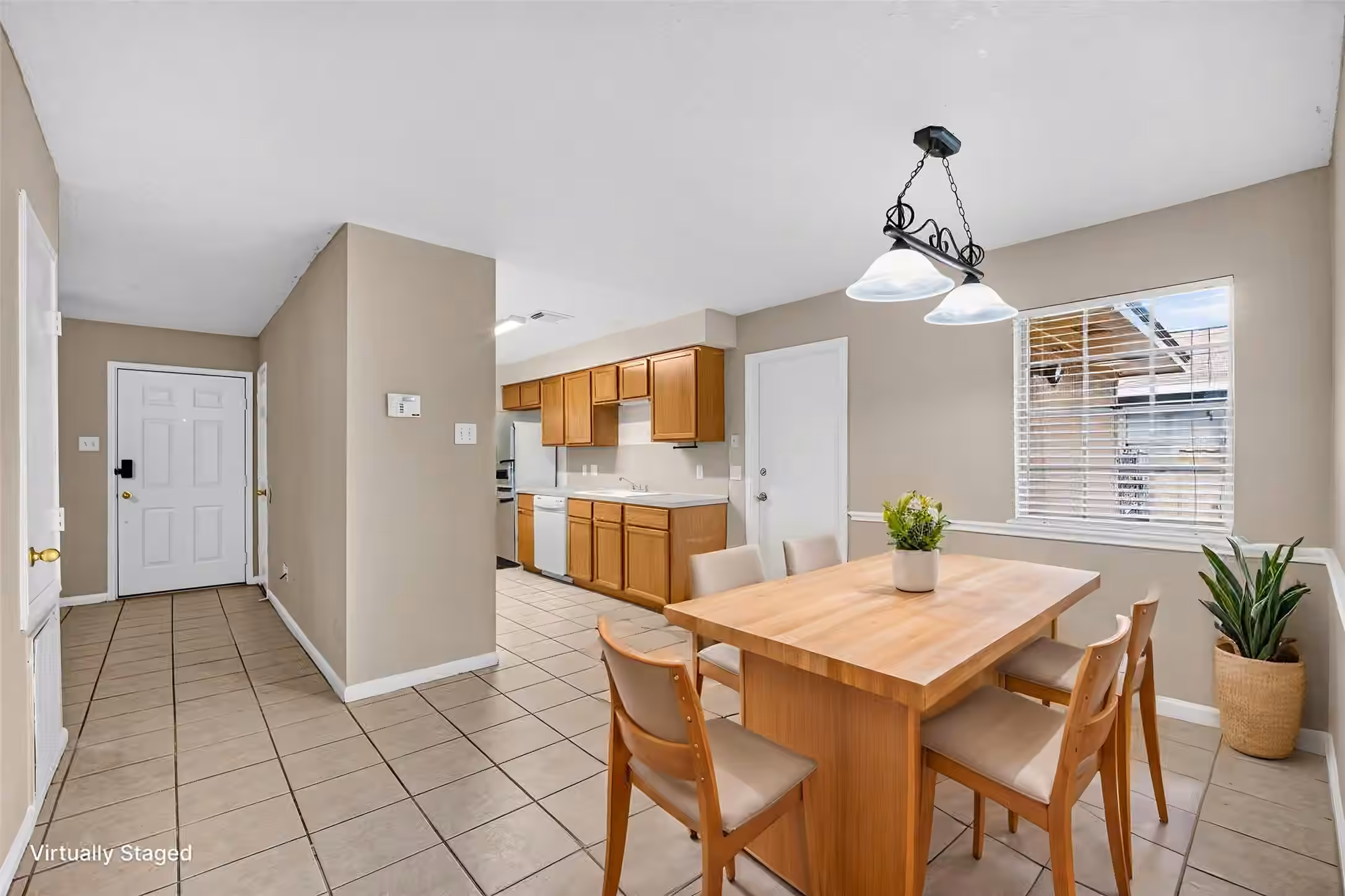 Photo 3 of 1835 Wren Drive, League City, TX