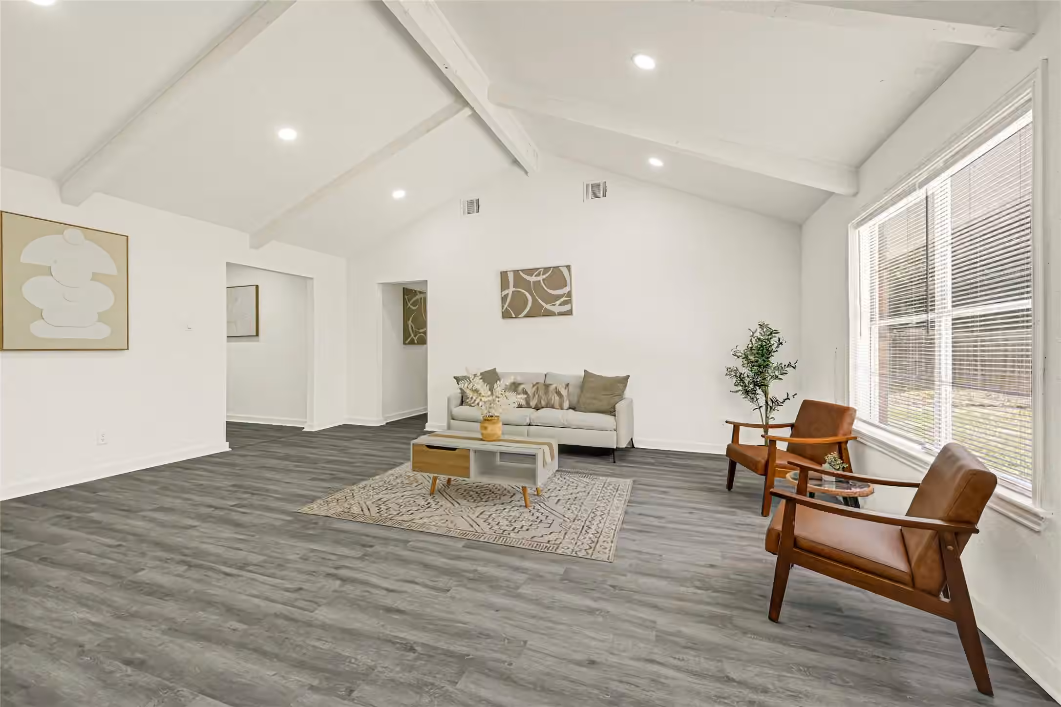 Photo 7 of 1123 Fallbrook Drive, Houston, TX
