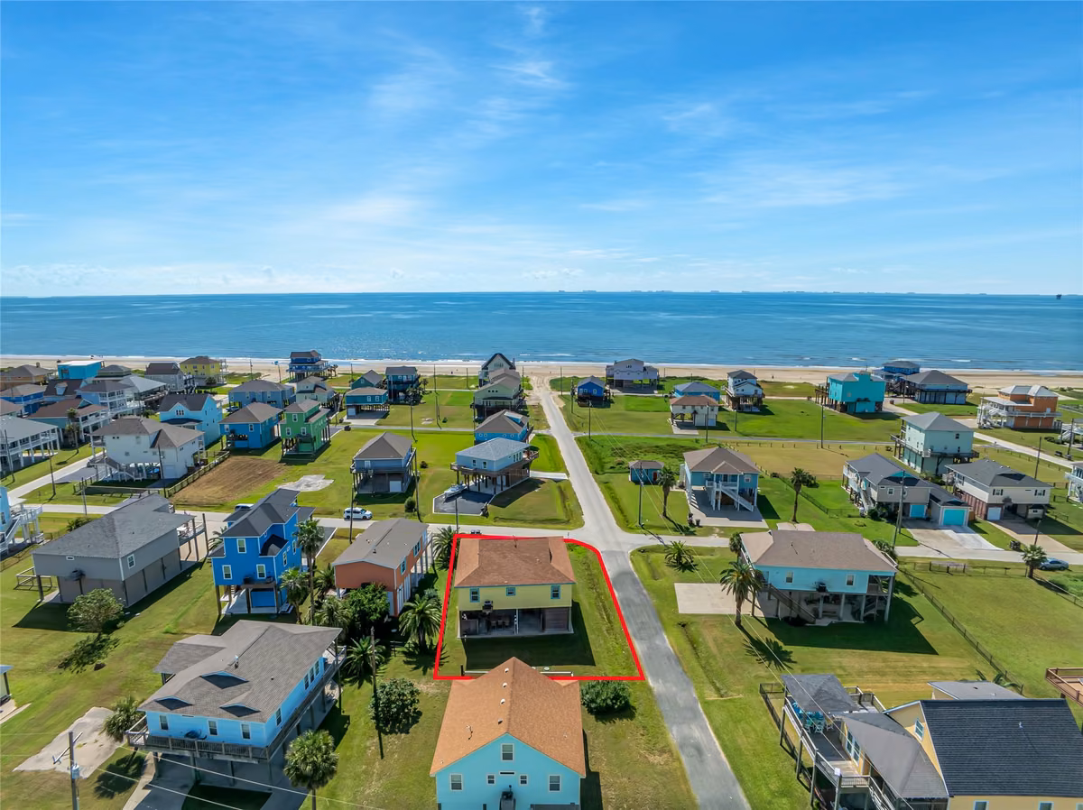 Photo of 2019 Vista Dr Drive, Crystal Beach, TX 77650