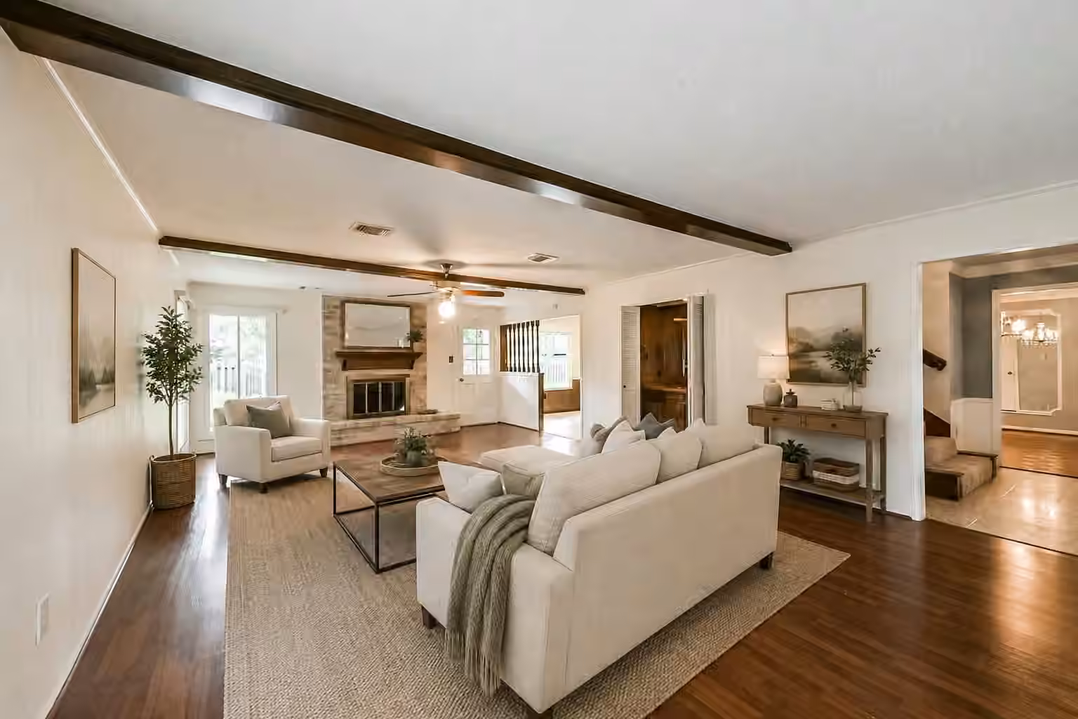 Photo 5 of 5731 Timbers Trail Drive, Humble, TX
