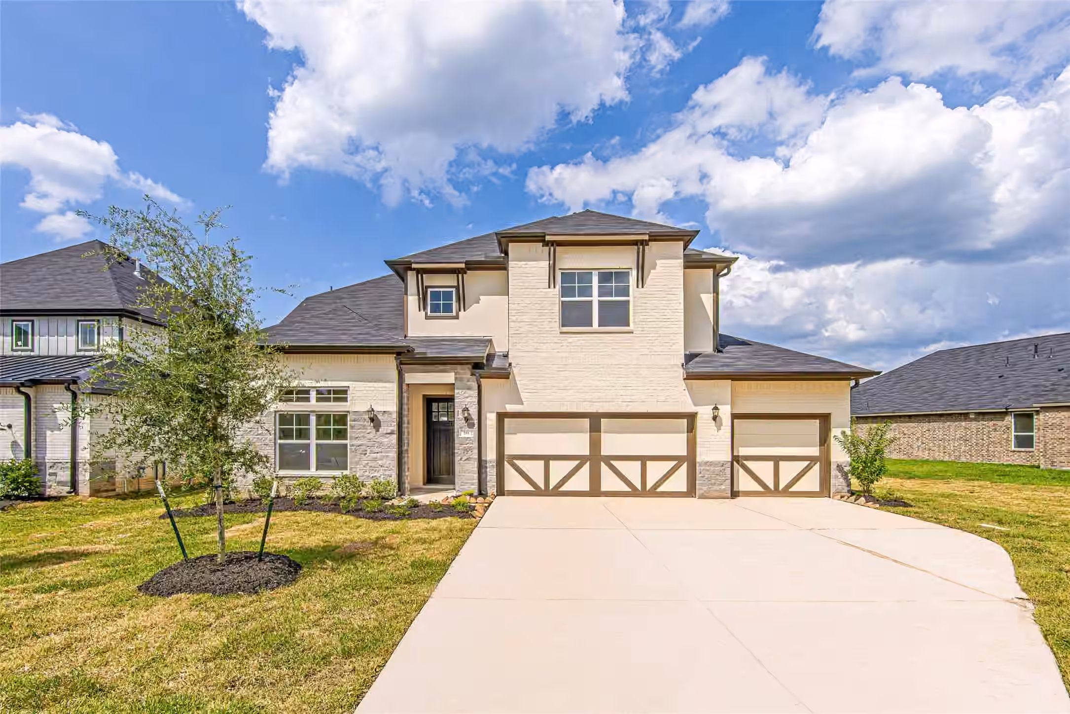 Photo of 181 Peninsula Point Drive, Montgomery, TX 77356