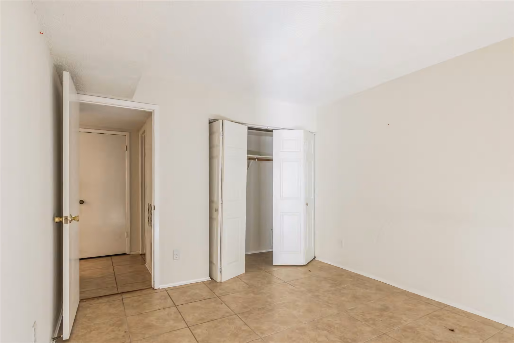 Photo 6 of 12225 Sandpiper Drive 122, Houston, TX