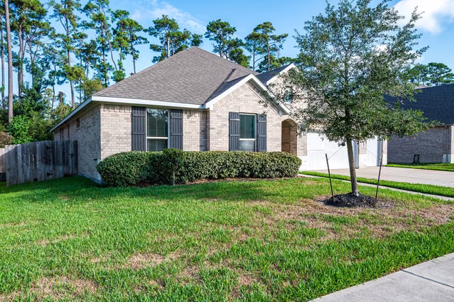 Photo 3 of 18203 Langkawi Lane, Atascocita, TX