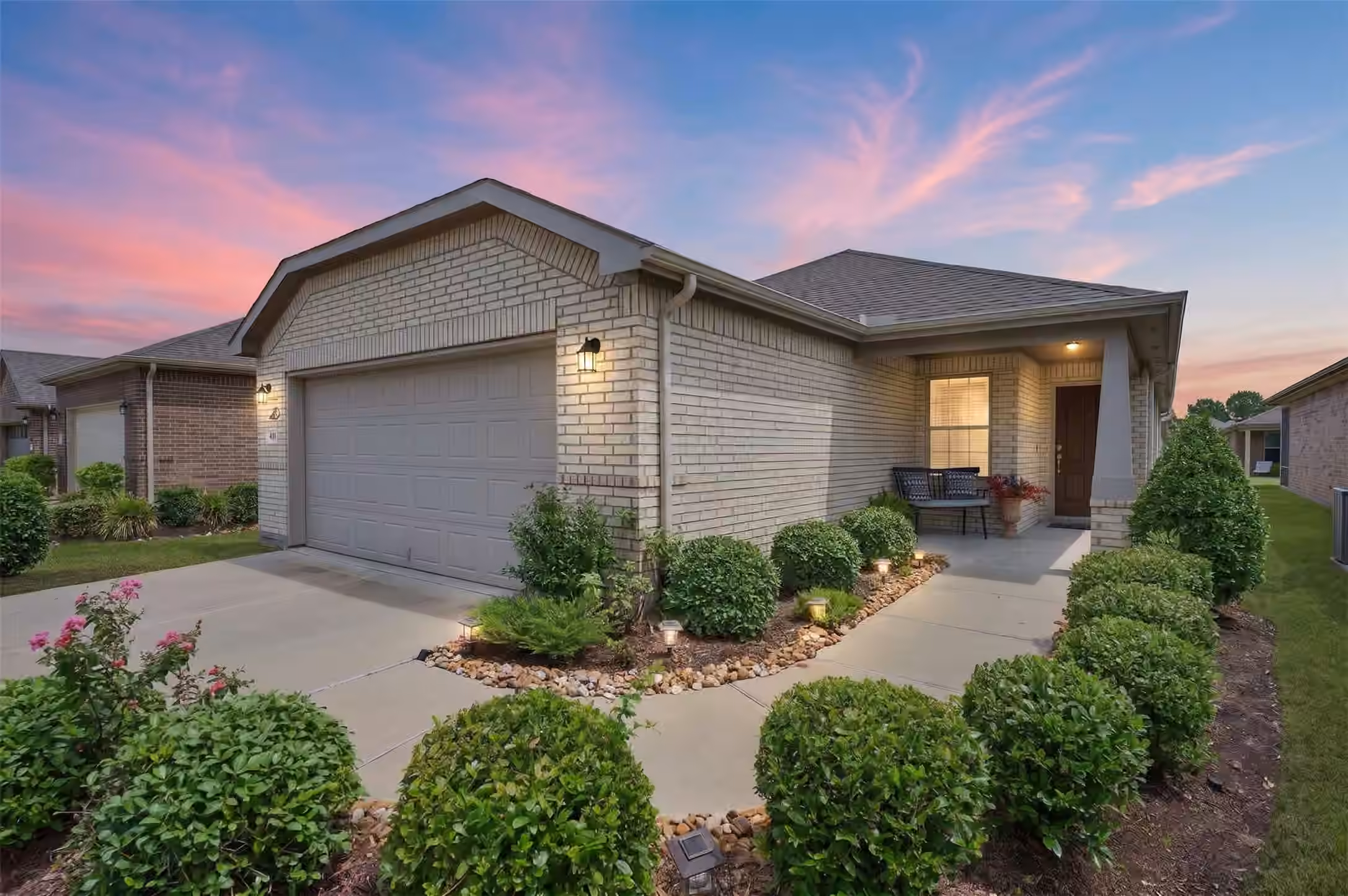Photo of 418 Thistle Thorn Drive, The Woodlands, TX 77382