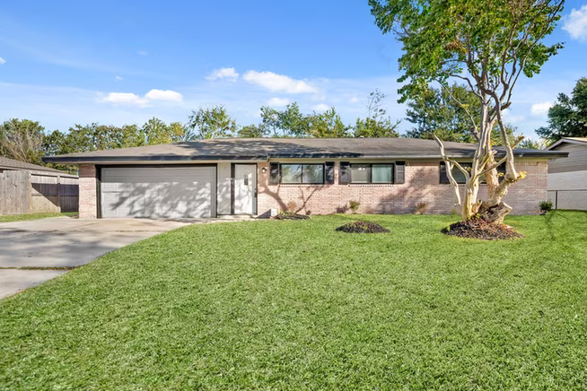 Photo of 2808 28th Avenue N, Texas City, TX 77590