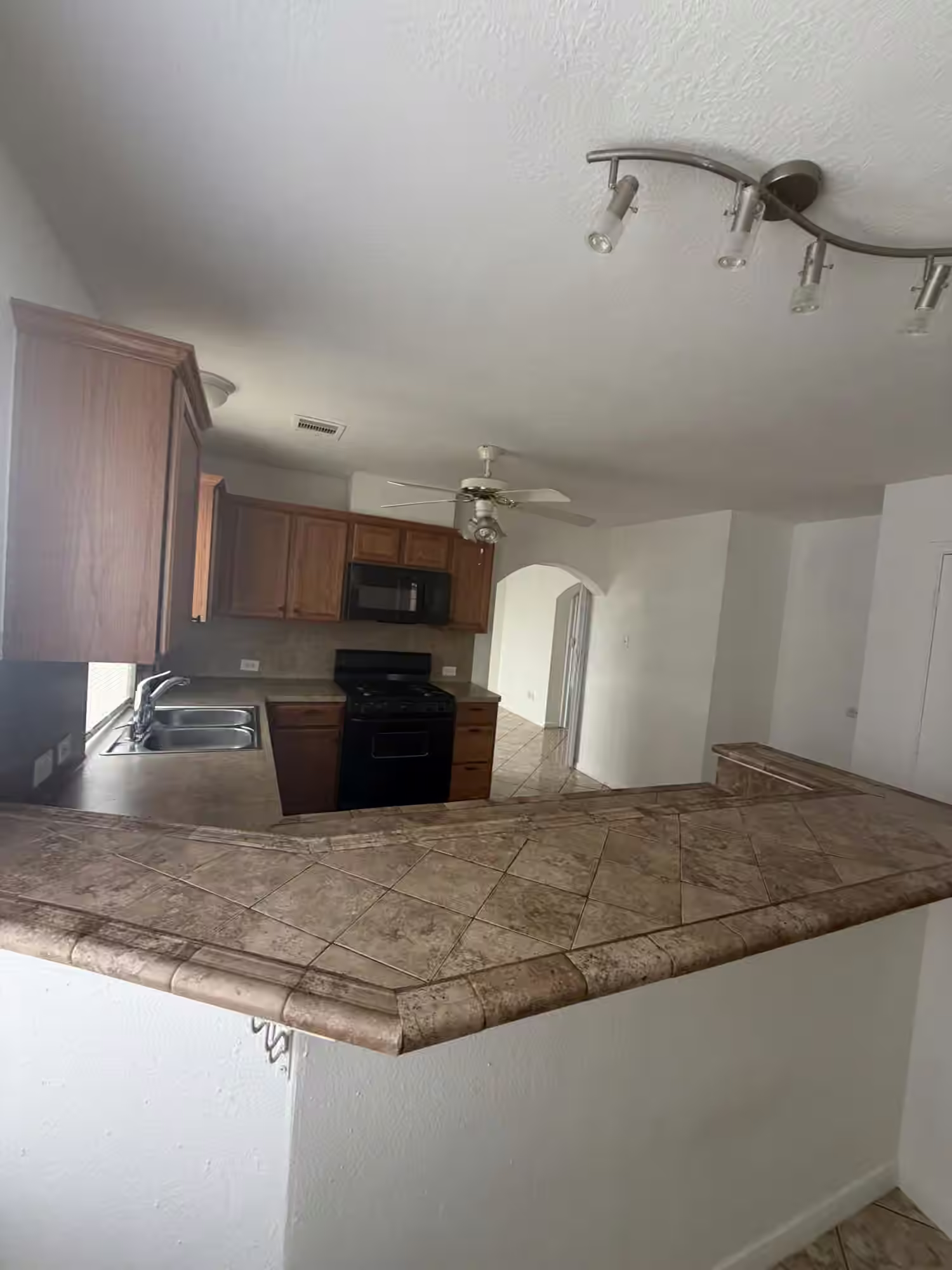 Photo 7 of 10834 Cane Grove Lane, Houston, TX