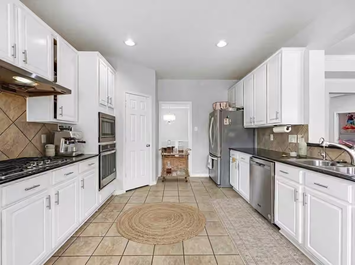 Photo 7 of 2507 Stonebury Lane, Sugar Land, TX