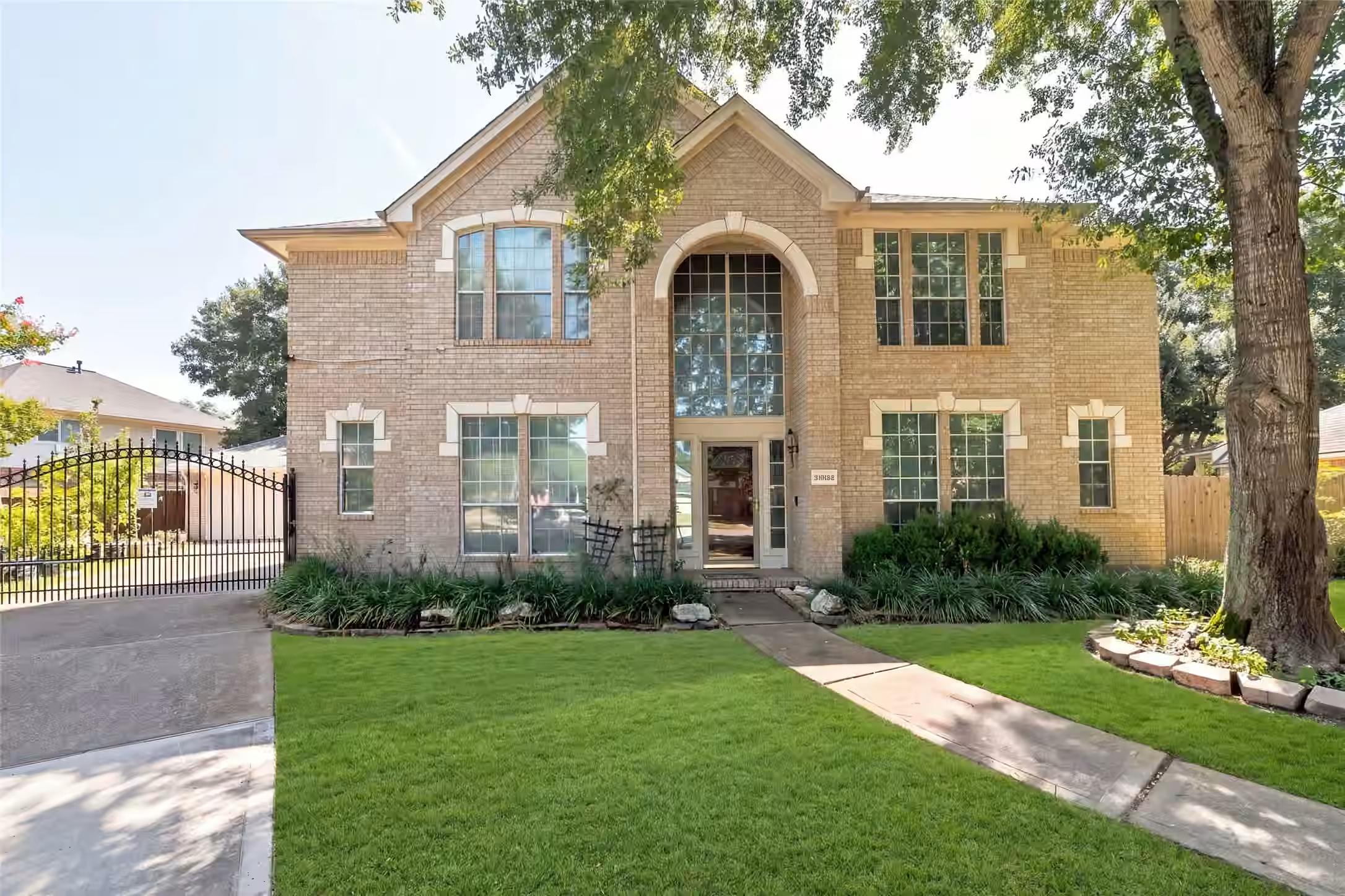 Photo of 13002 Brayton Court, Houston, TX 77065