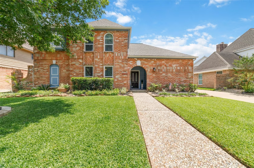 Photo 2 of 12511 Meadow Lake Drive, Houston, TX