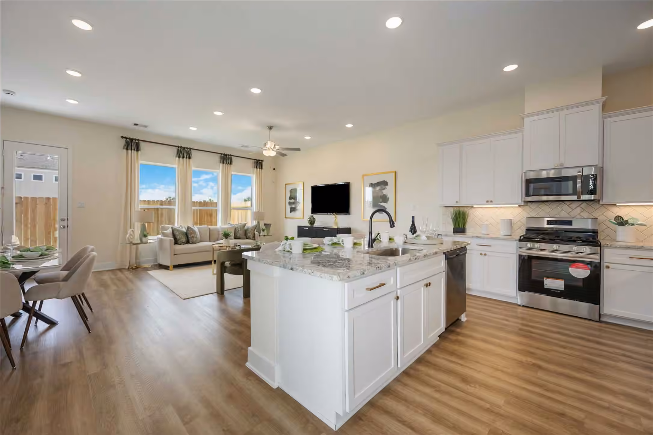 Photo 7 of 3008 Ventas Drive, Houston, TX