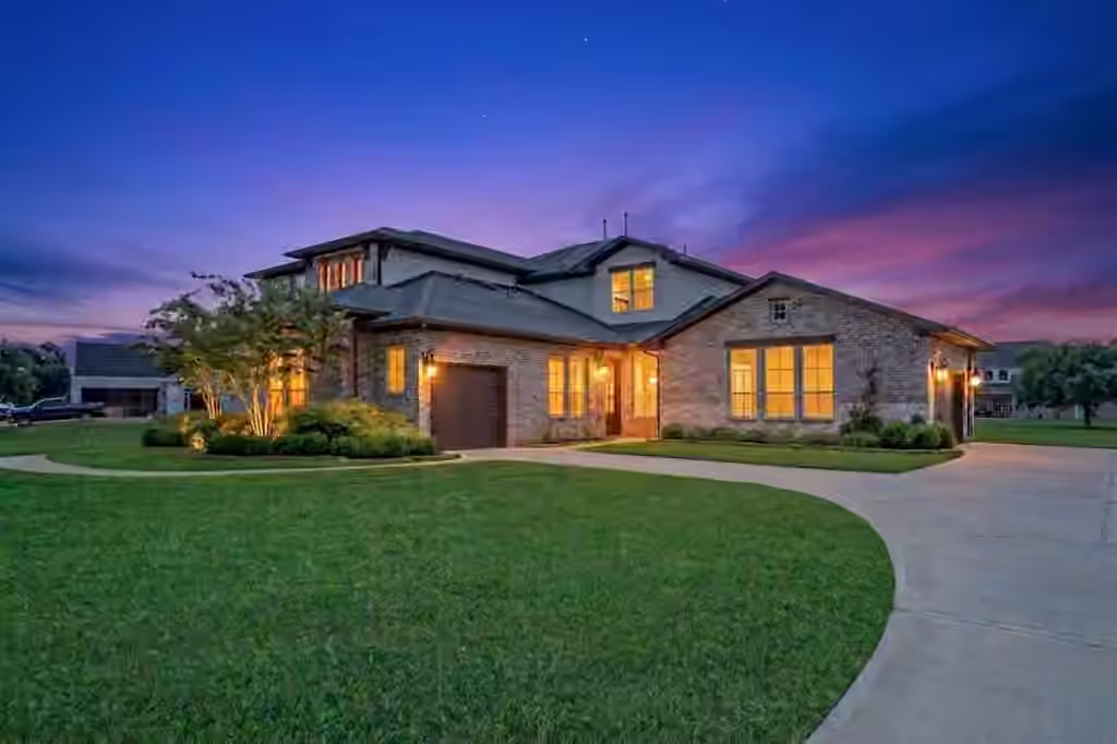 Photo 2 of 4019 Paseo Royale Boulevard, Richmond, TX