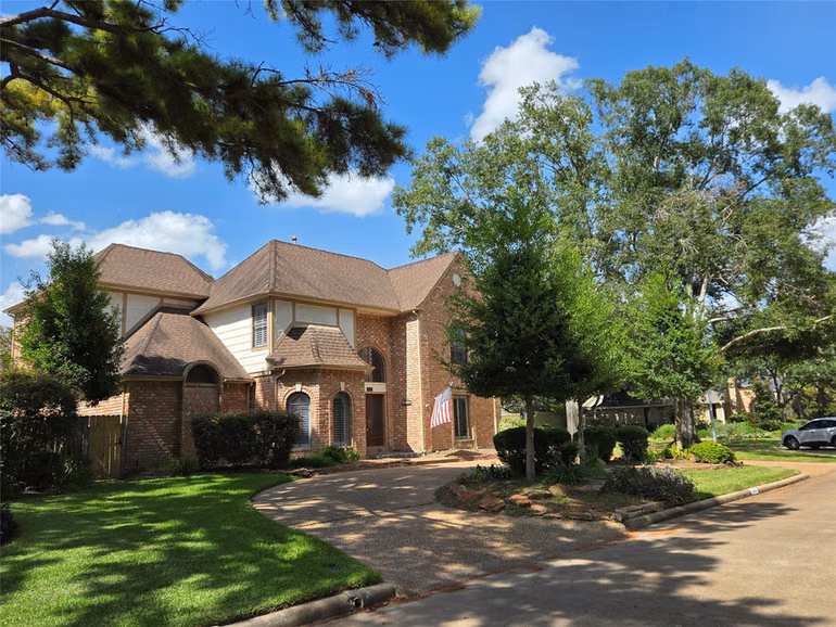 Photo of 18302 Longmoor Drive, Houston, TX 77084
