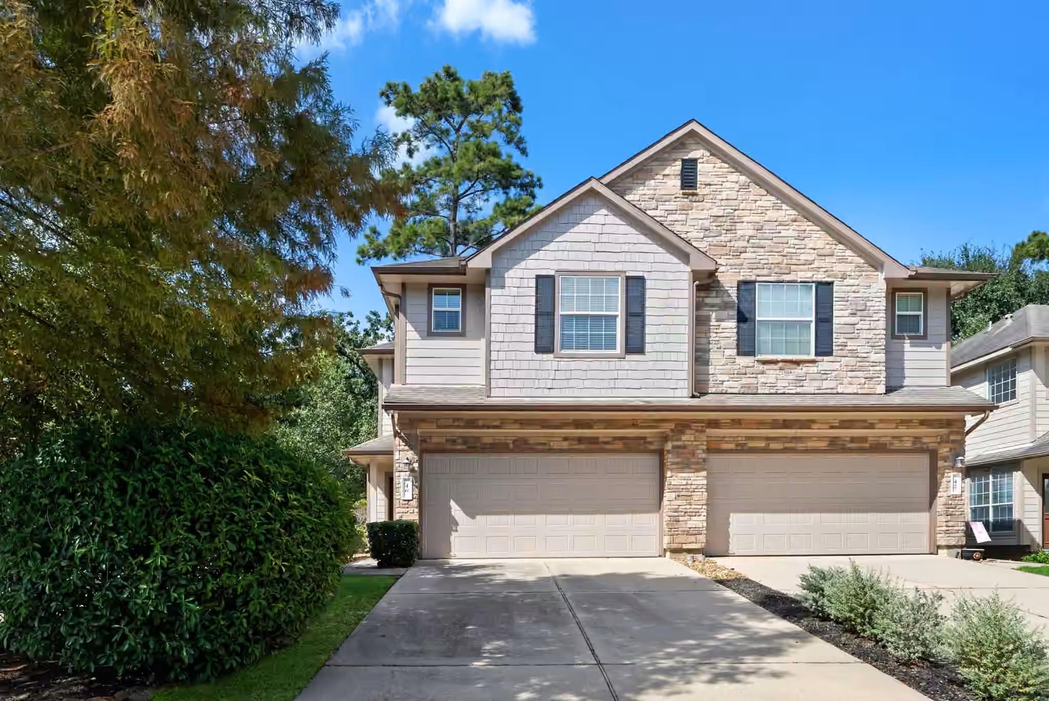 Photo of 46 Whitekirk Place, Magnolia, TX