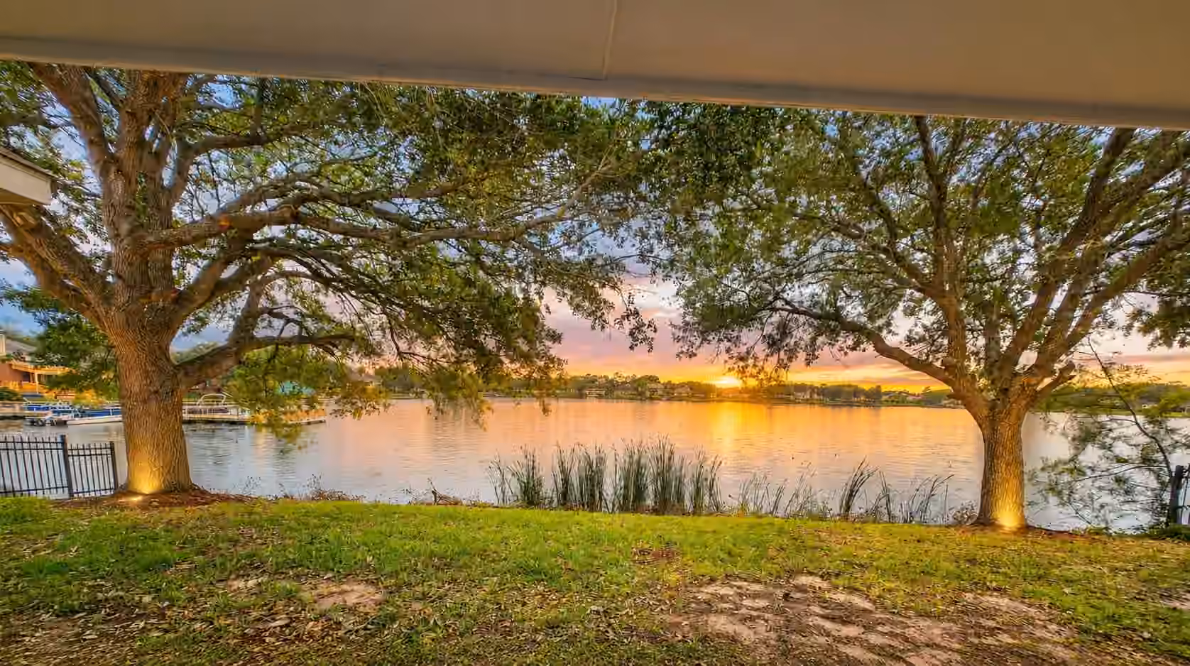 Photo 5 of 4018 Crystal Lake Circle N, Pearland, TX