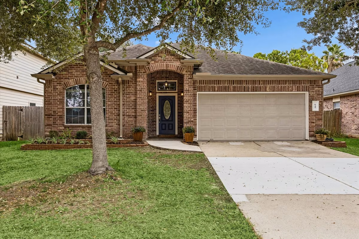 Photo of 6741 Hidden Colony Lane, Dickinson, TX 77539