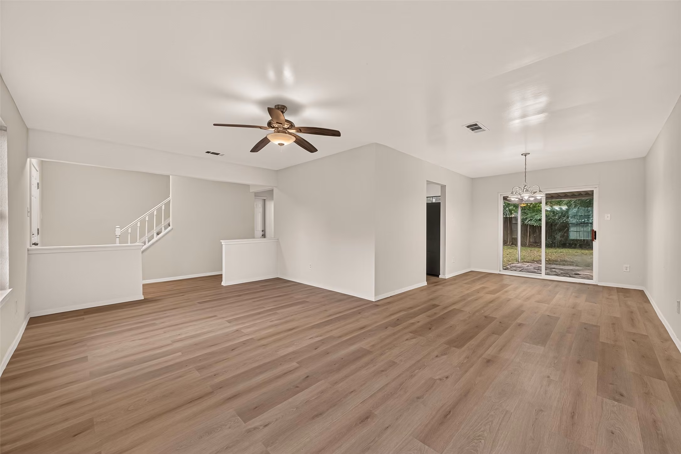 Photo 3 of 2711 Wood River Drive, Spring, TX