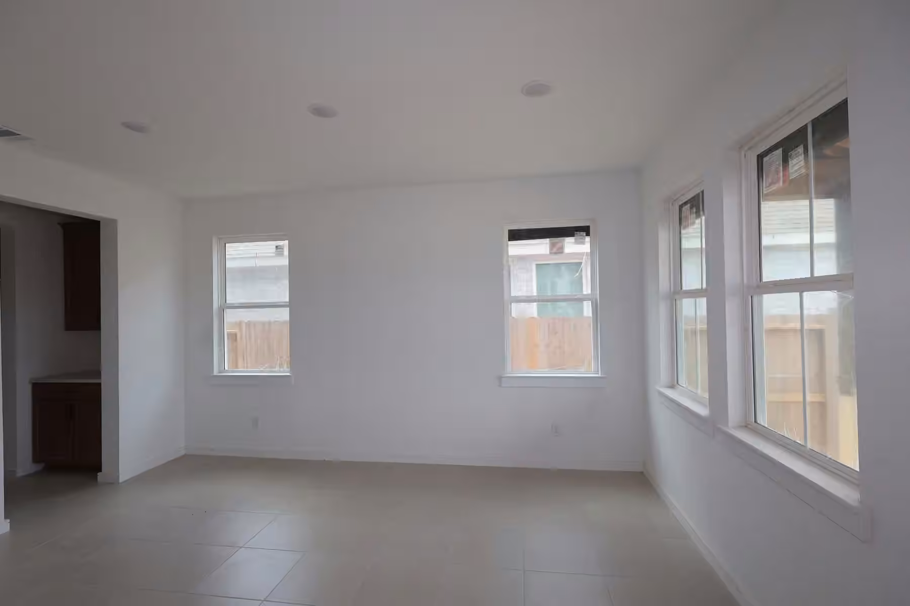 Photo 4 of 29311 Hillberry Oaks Court, Waller, TX