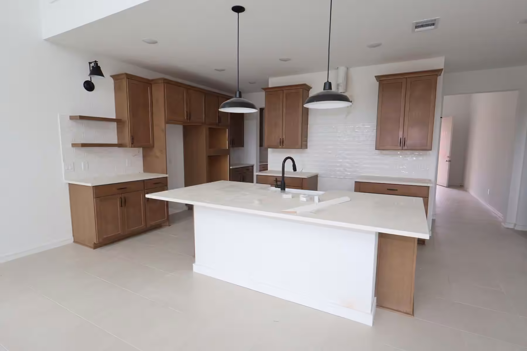 Photo 5 of 29311 Hillberry Oaks Court, Waller, TX