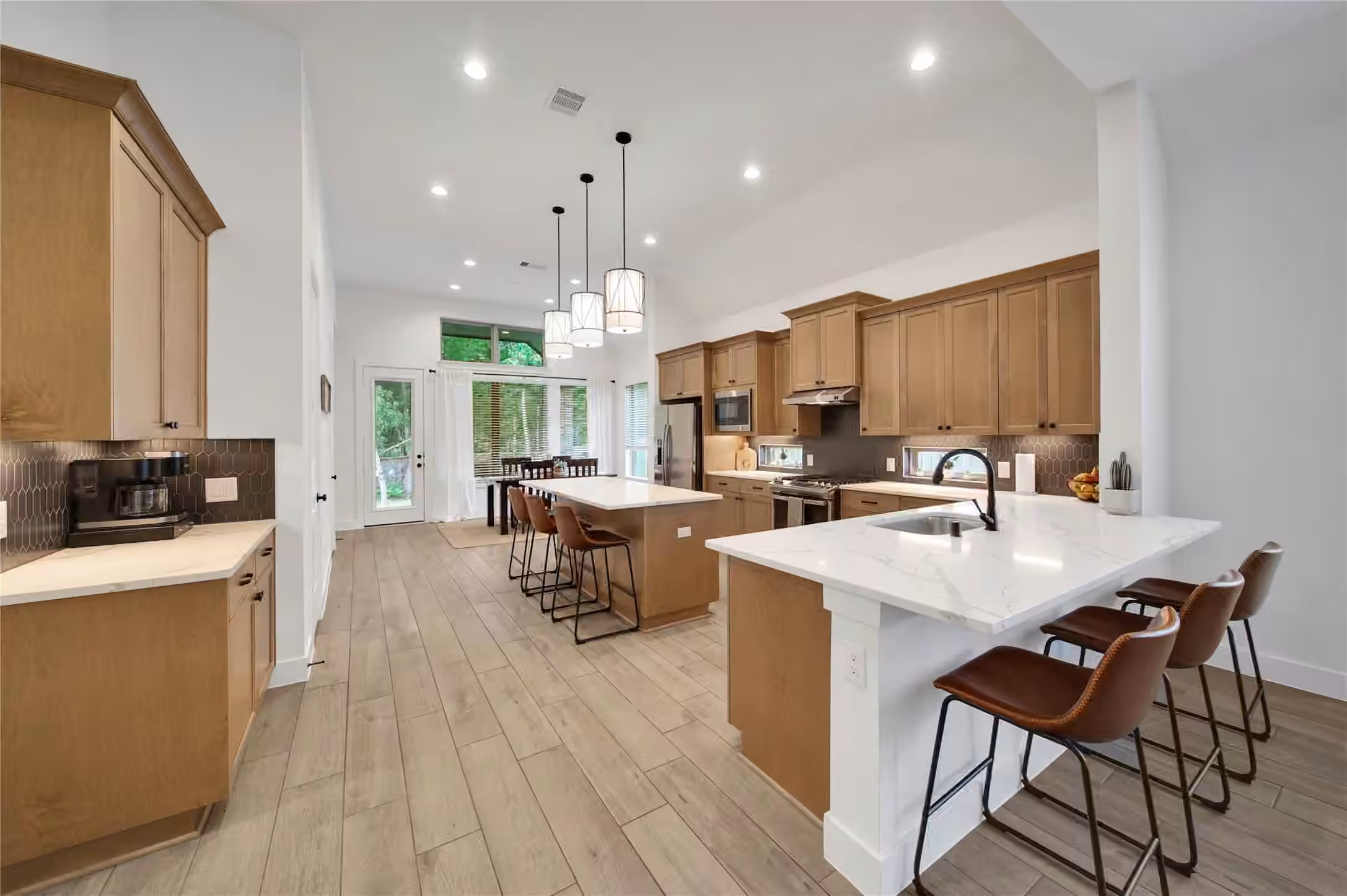 Photo 6 of 124 Alder Wood Terrace Court, Conroe, TX