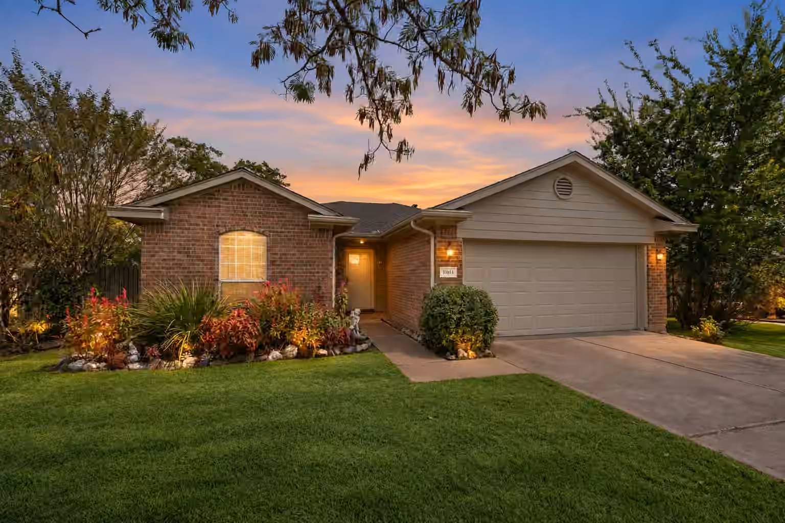 Photo of 10614 Twin Circles Drive, Montgomery, TX