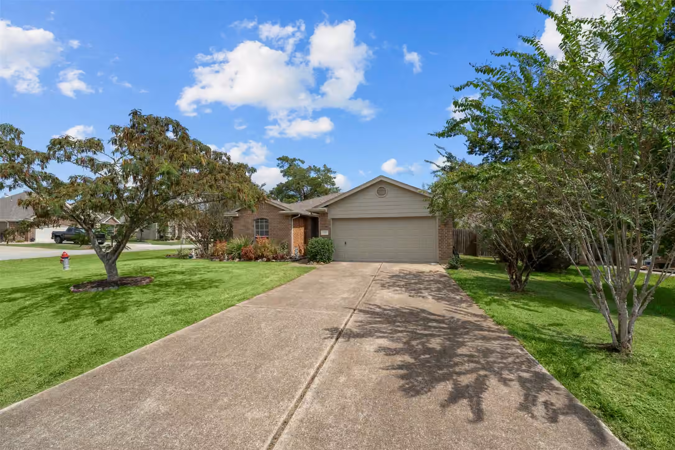 Photo 6 of 10614 Twin Circles Drive, Montgomery, TX