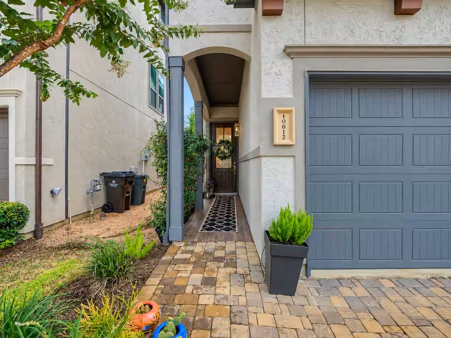 Photo 4 of 10612 Centre Glade Drive, Houston, TX