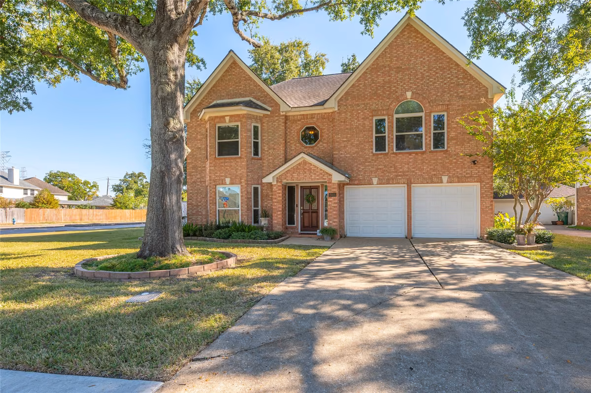 Photo of 2601 Lakeway Drive, Seabrook, TX 77586