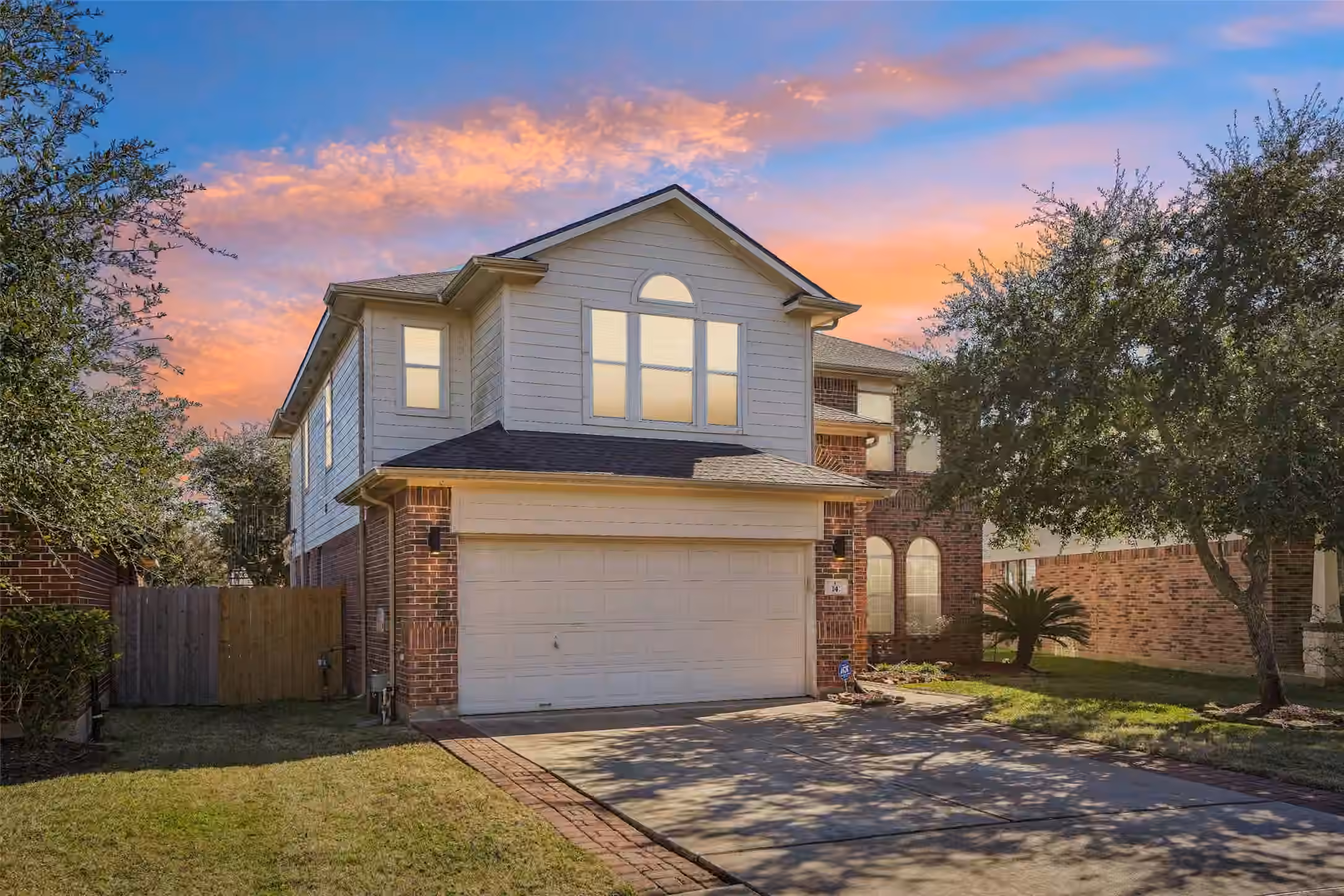 Photo 2 of 14 Carmel Chase Court, Manvel, TX