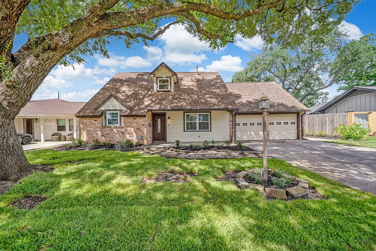 Photo of 4127 Hill Oak Drive, Houston, TX