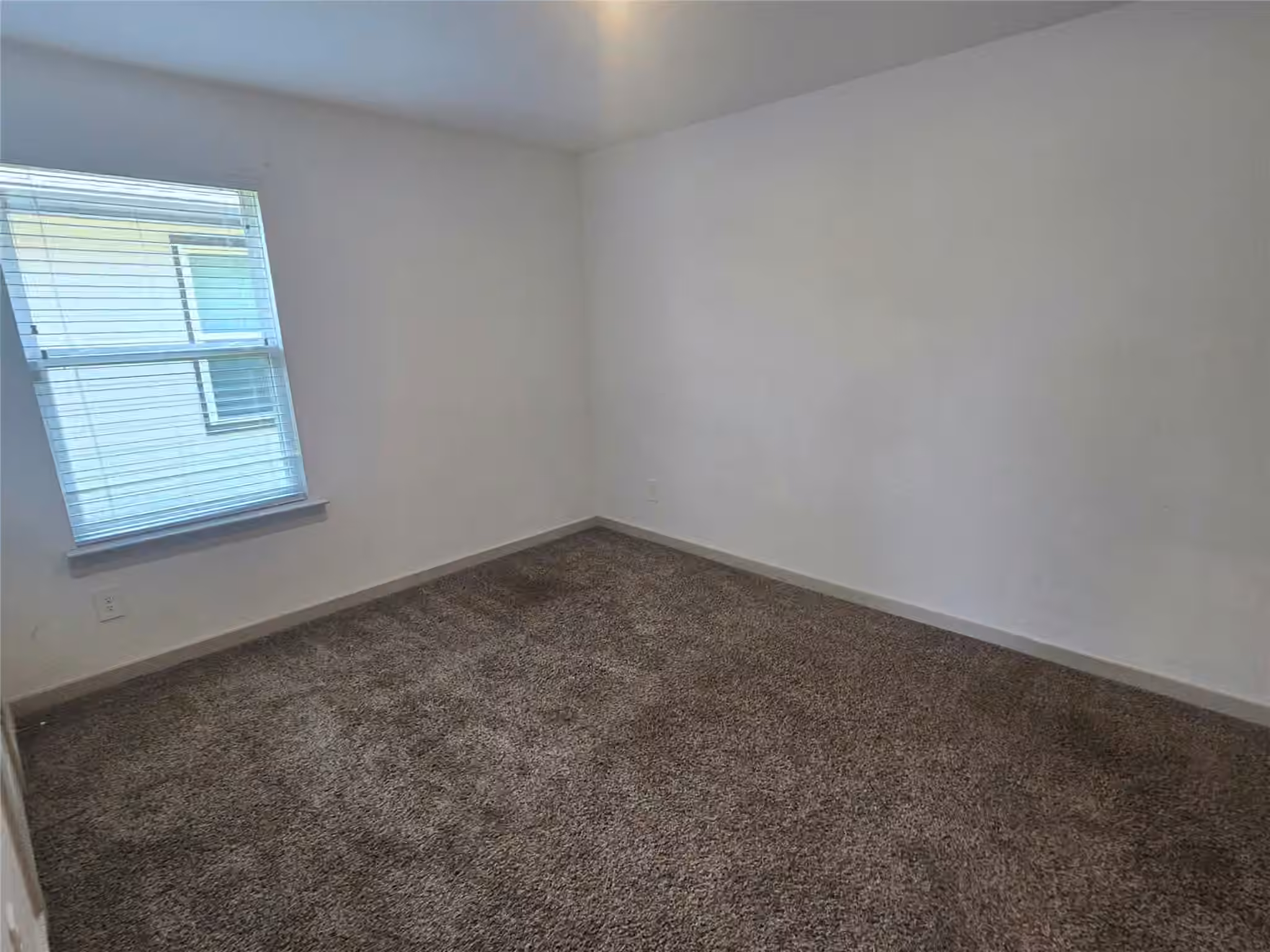 Photo 3 of 7319 Marina Heights Way, Rosenberg, TX