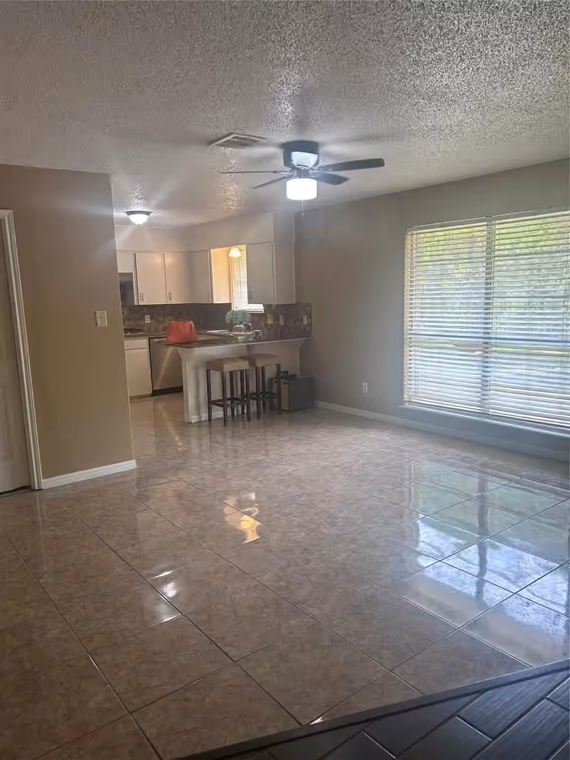 Photo 5 of 279 4th Street N, Van Vleck, TX