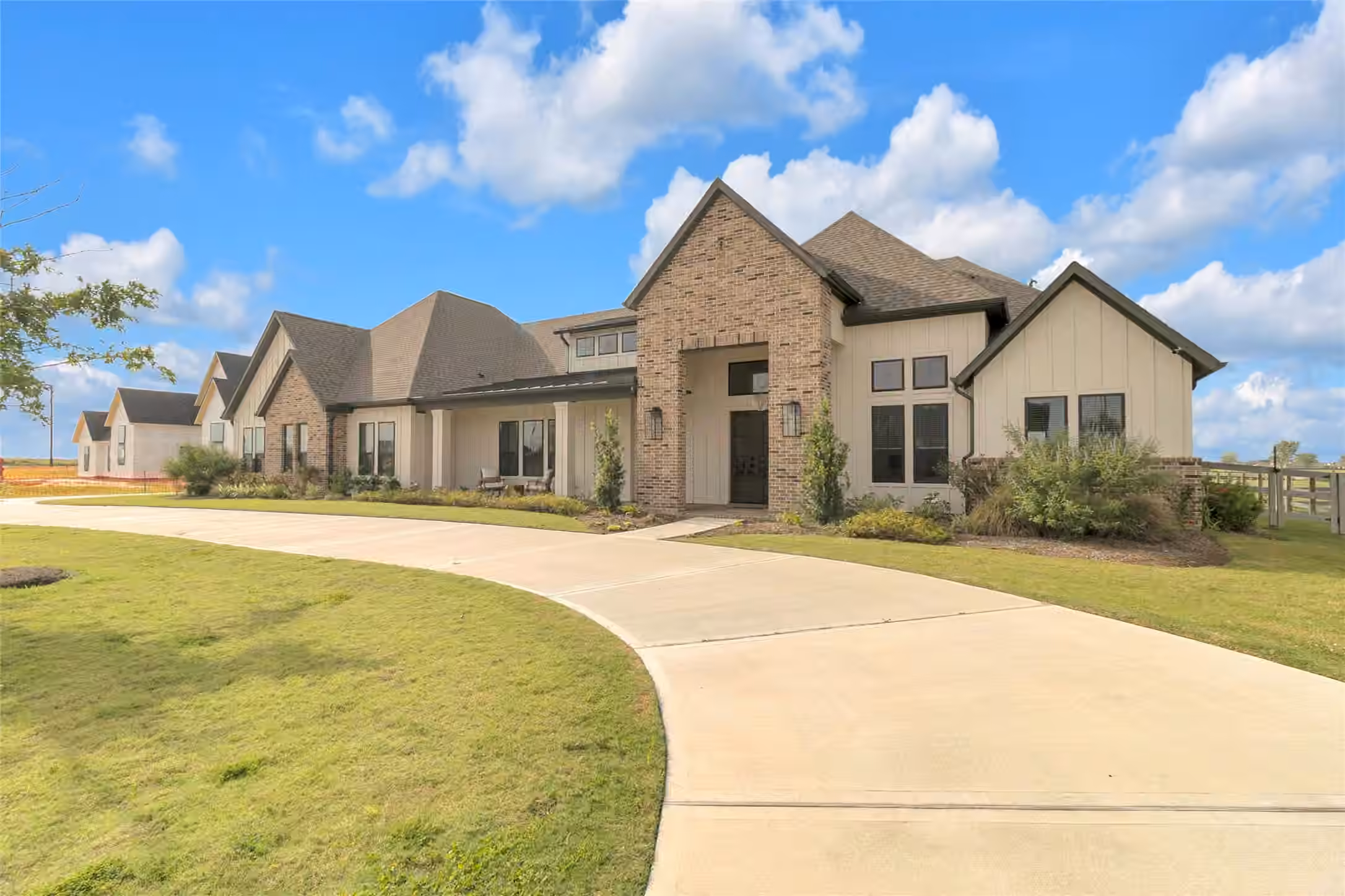 Photo of 1024 Lake Breeze Drive, Waller, TX