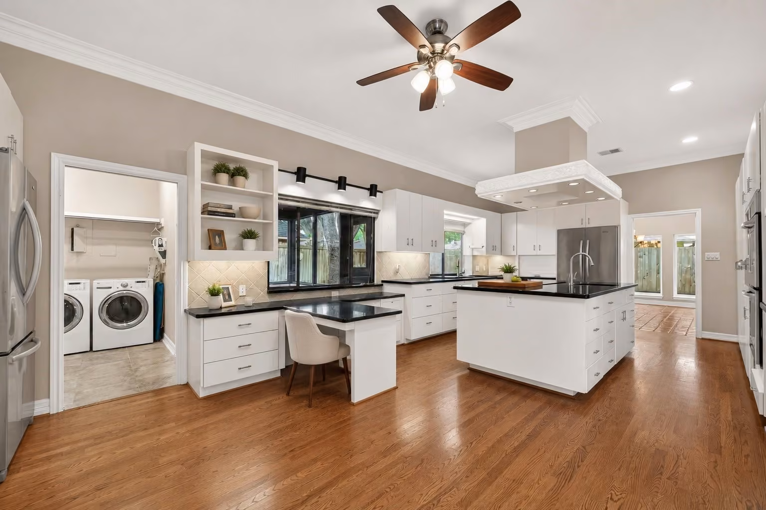 Photo 6 of 3007 Bainbridge Court, Sugar Land, TX
