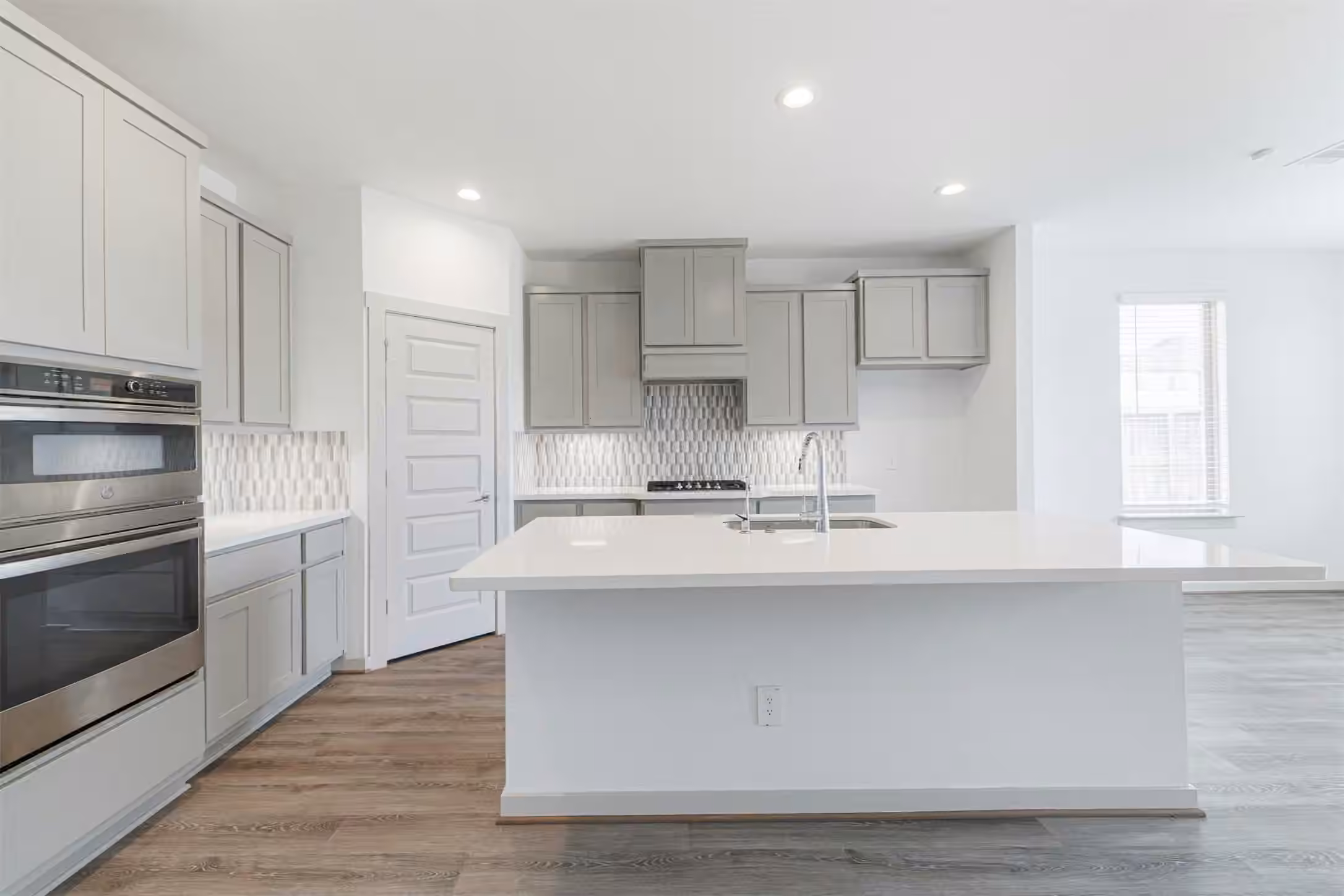 Photo 4 of 3303 Polk Creek Drive, Katy, TX