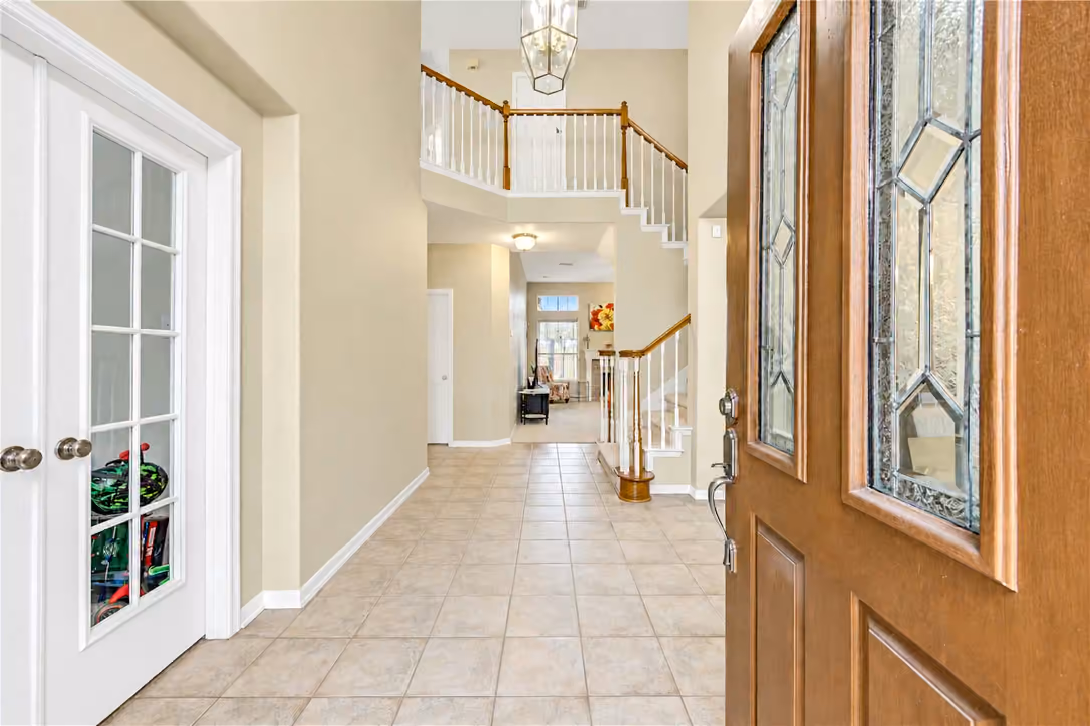 Photo 3 of 12806 Ridge Bank Lane, Houston, TX