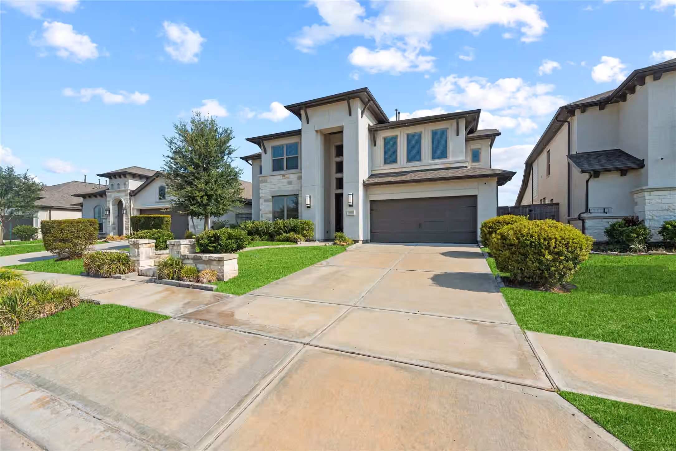 Photo 5 of 9511 Shaded Tree Drive, Missouri City, TX