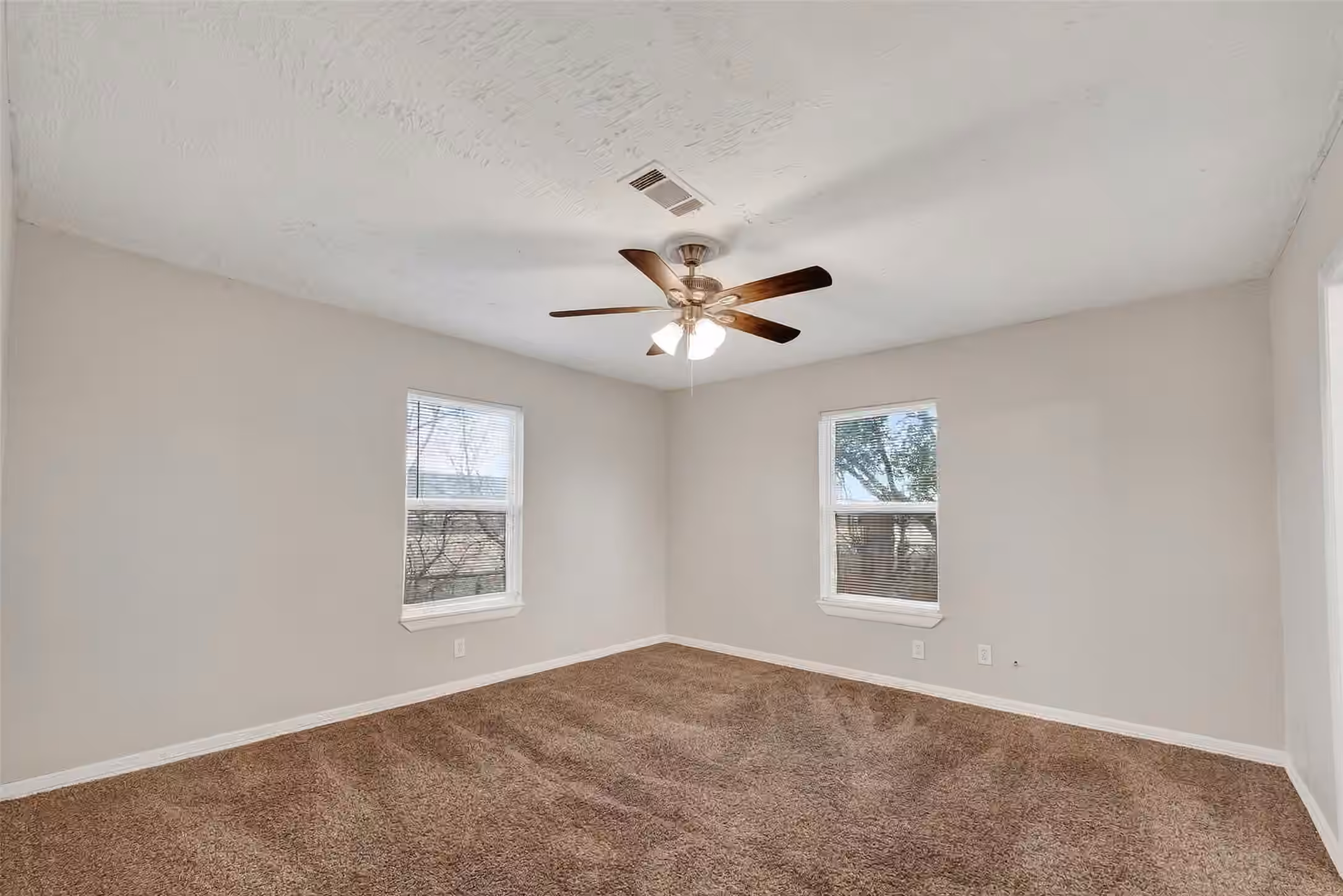 Photo 7 of 8782 Flossie Mae Street, Houston, TX