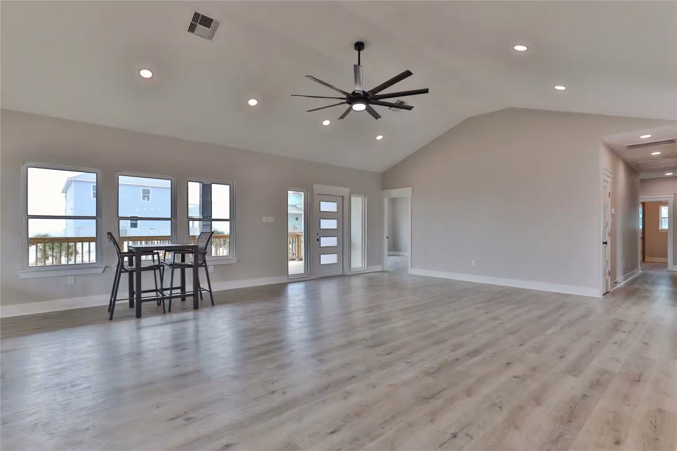 Photo 4 of 13031 Jolly Roger Drive, Freeport, TX