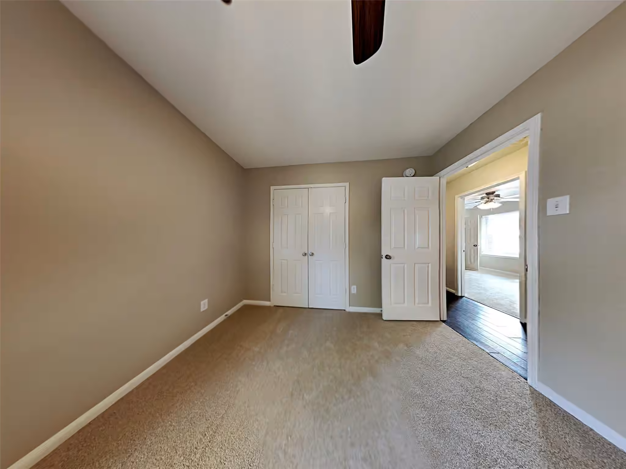 Photo 4 of 74 Wimberly Way, Conroe, TX