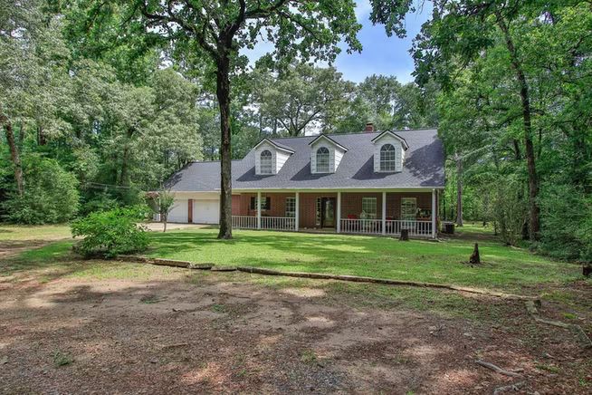 Photo 2 of 18631 Mink Lake Drive, Magnolia, TX