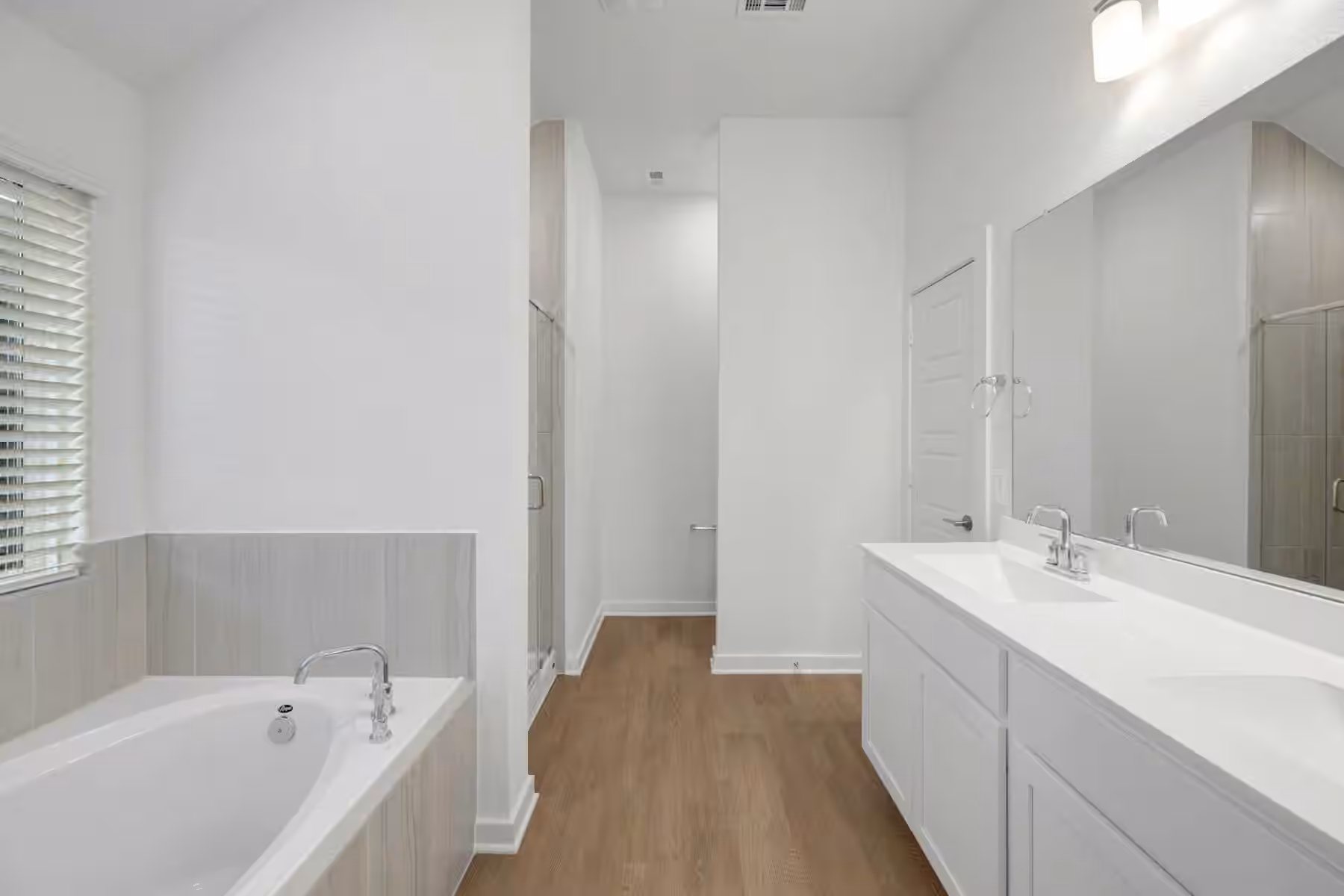 Photo 5 of 10318 Navarro Path, Montgomery, TX