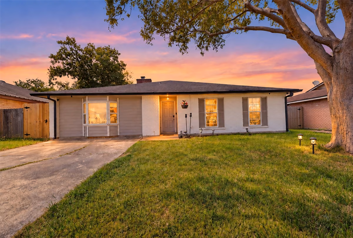 Photo of 827 Dondell Street, Channelview, TX 77530